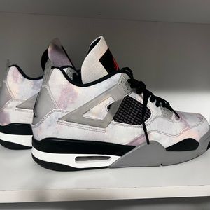 Jordan 4